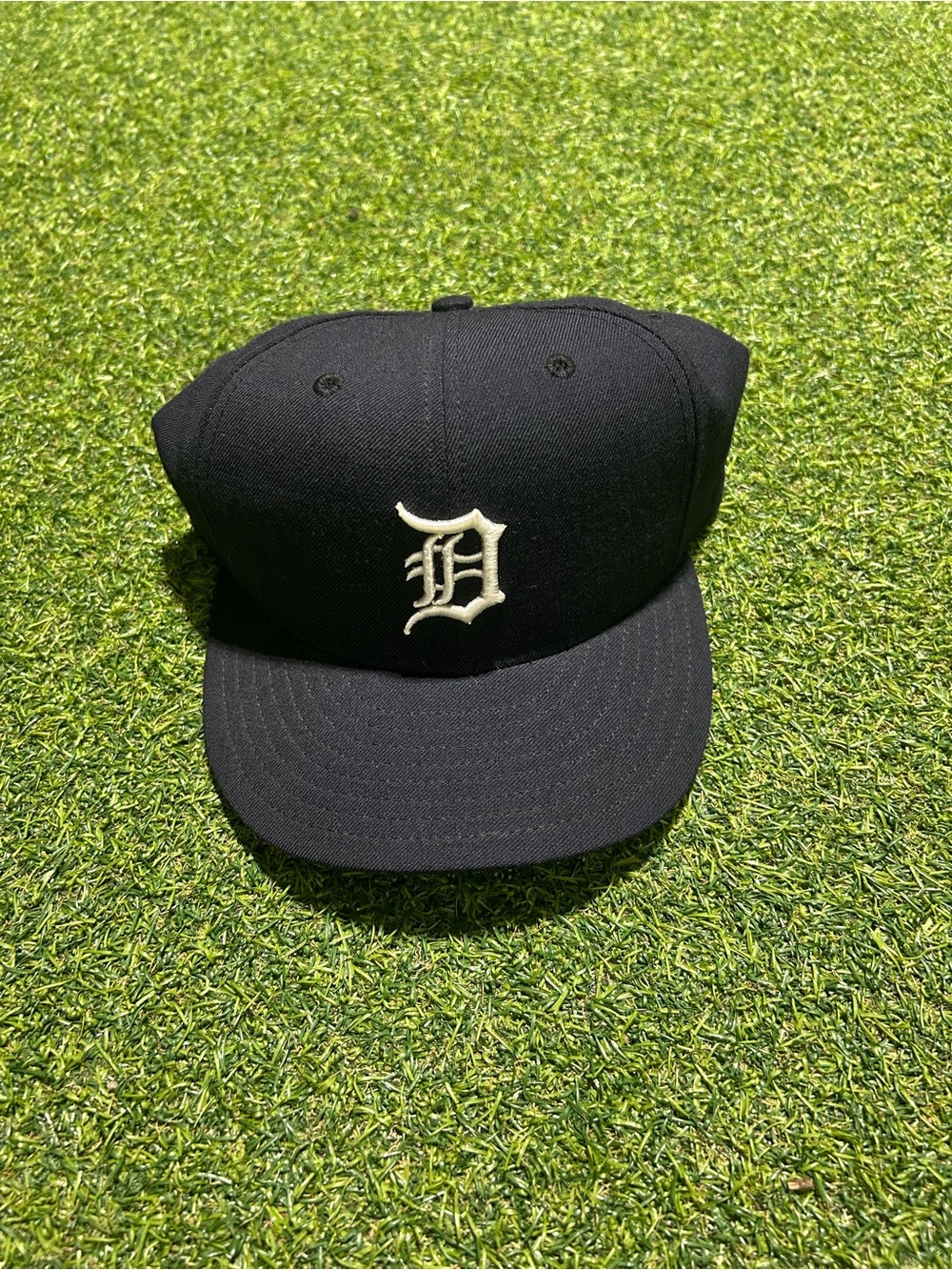 Men’s Detroit Tigers Vintage New Era Fitted MLB Hat size 7 3/8